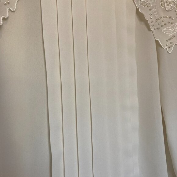 Laura Jayne Collection Cream Long Sleeve Blouse Beaded Shoulder Details Pleated - Picture 3 of 14